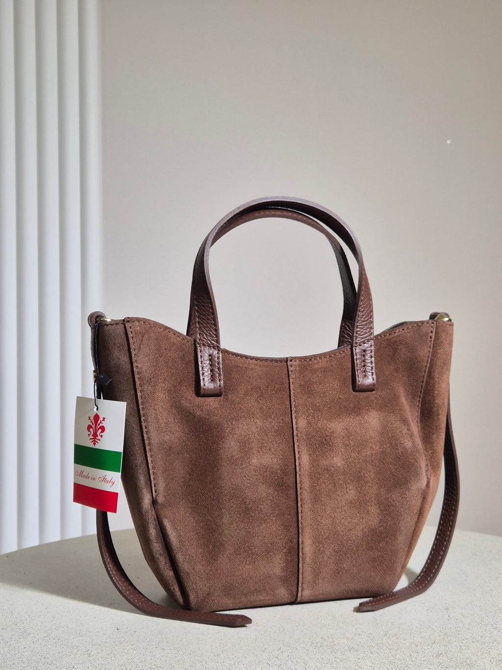 Mini shopperka z włoskiej skóry w kolorze camel