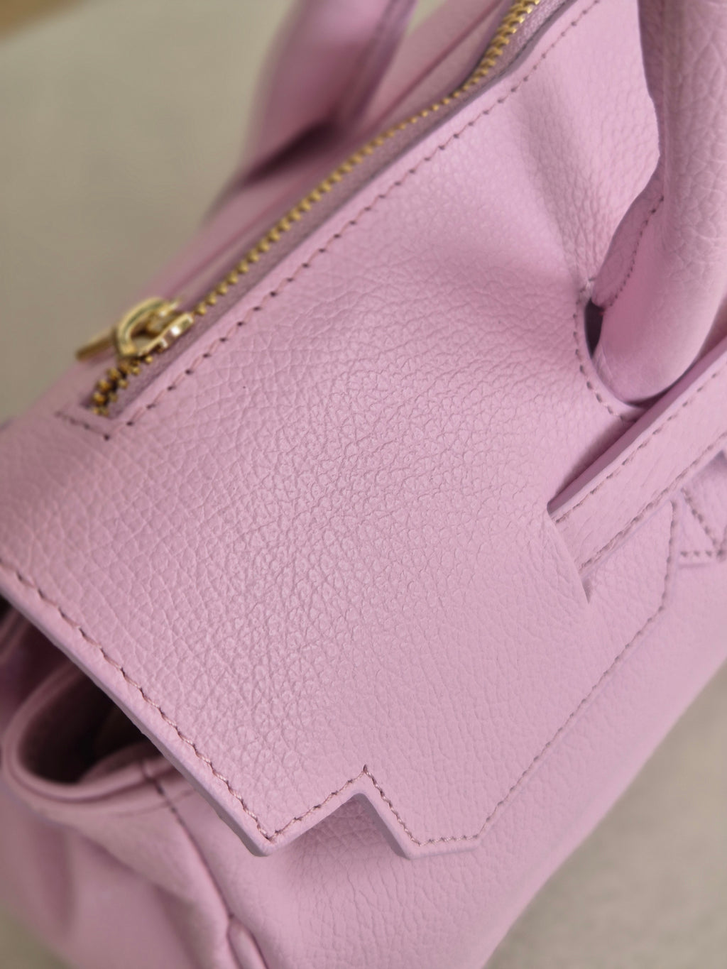 Torebka skórzana Erma Maxi pink